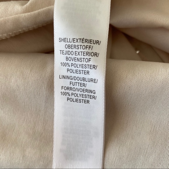 Adrianna Papell gold sequins formal gown - Picture 7 of 7